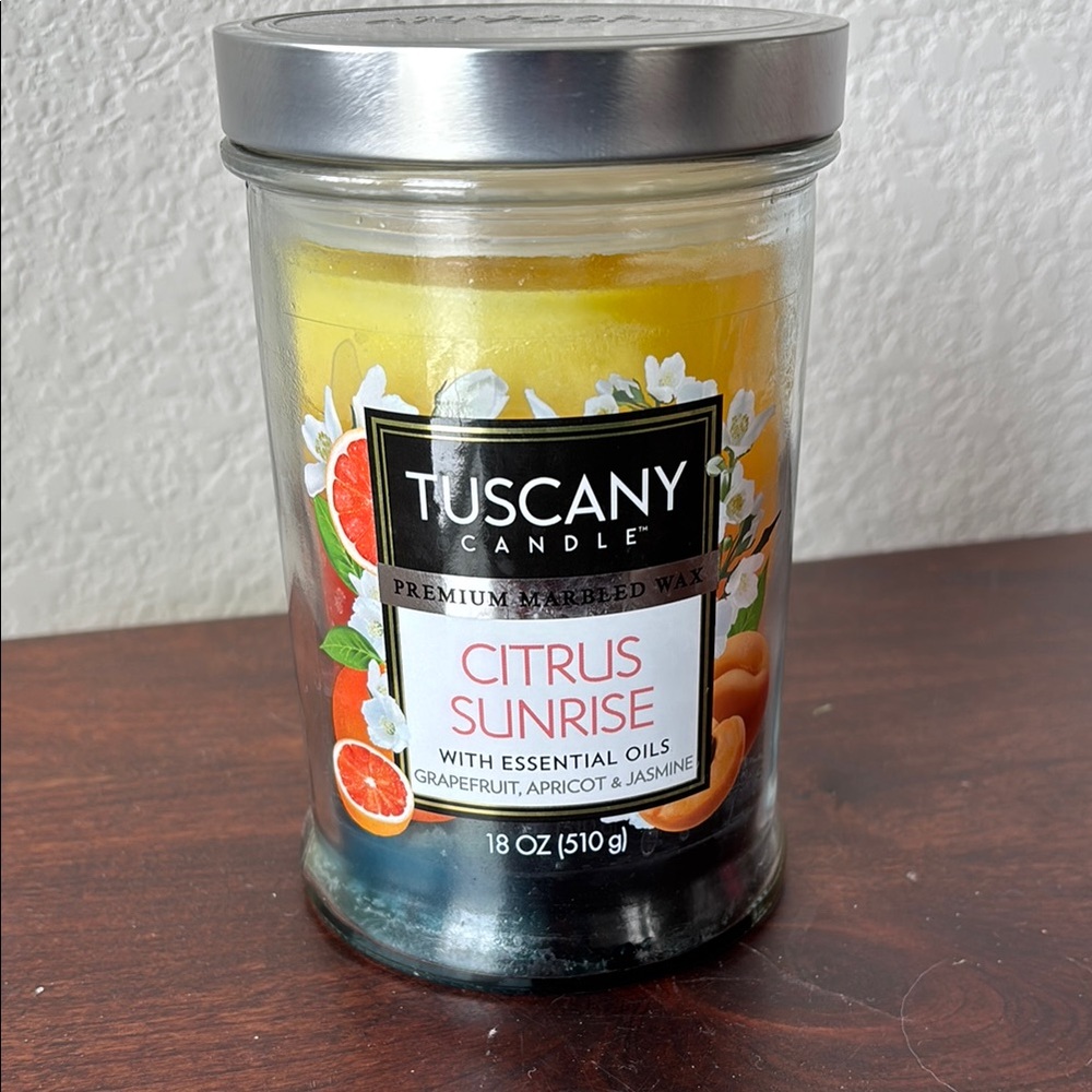 Tuscany Candle Premium marbled wax Citrus Surprise 18 oz jar candle